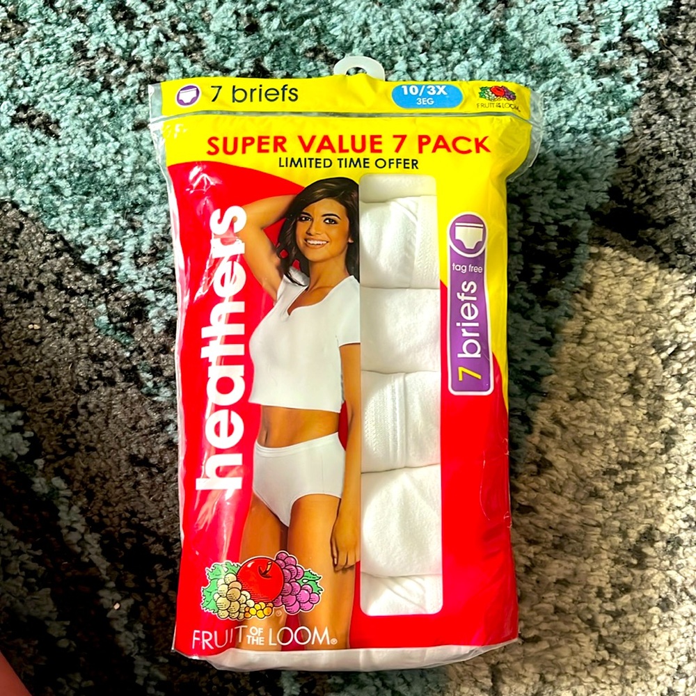 Brand new unopened 7pr 3x women’s briefs underwear